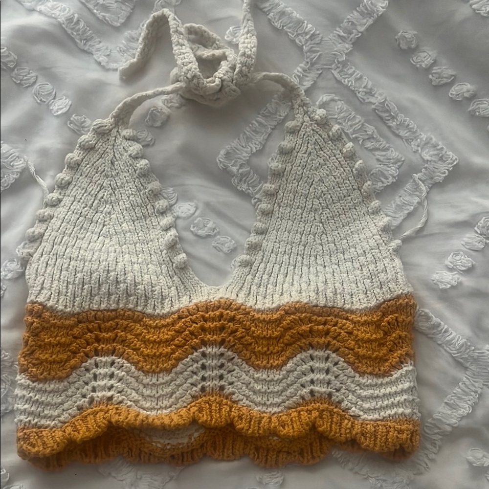 Zara Textured Knit Top in Cream and Yellow